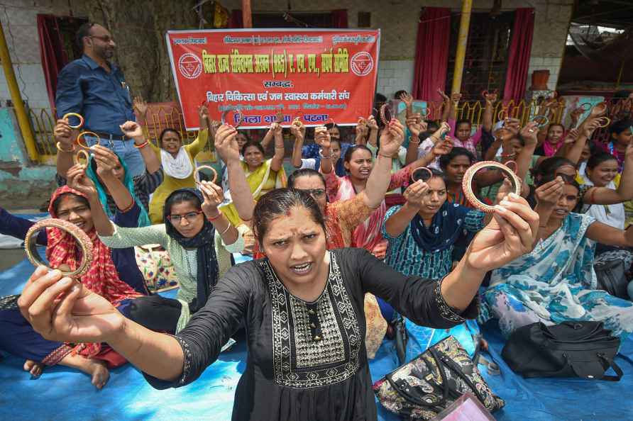 Health workers protest in Patna