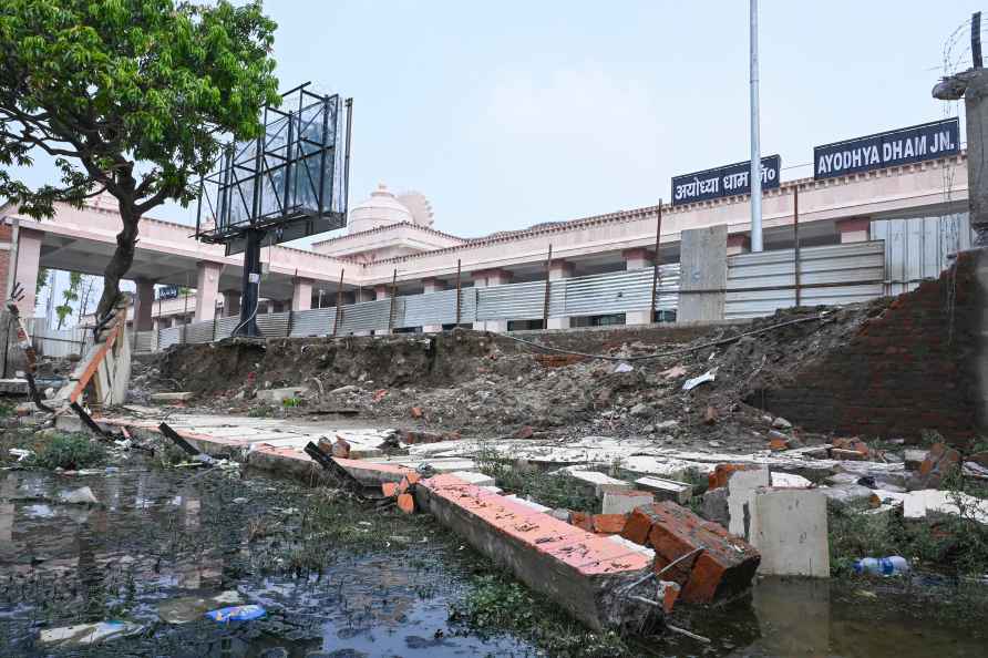 Ayodhya Station boundary wall collapses after rains