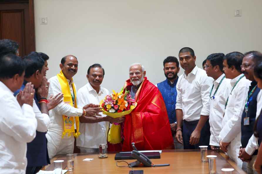 Prime Minister Narendra Modi with TDP MPs