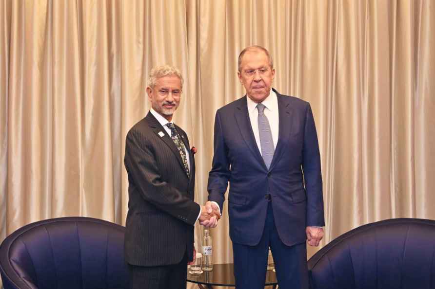 S Jaishankar meets Sergey Lavrov