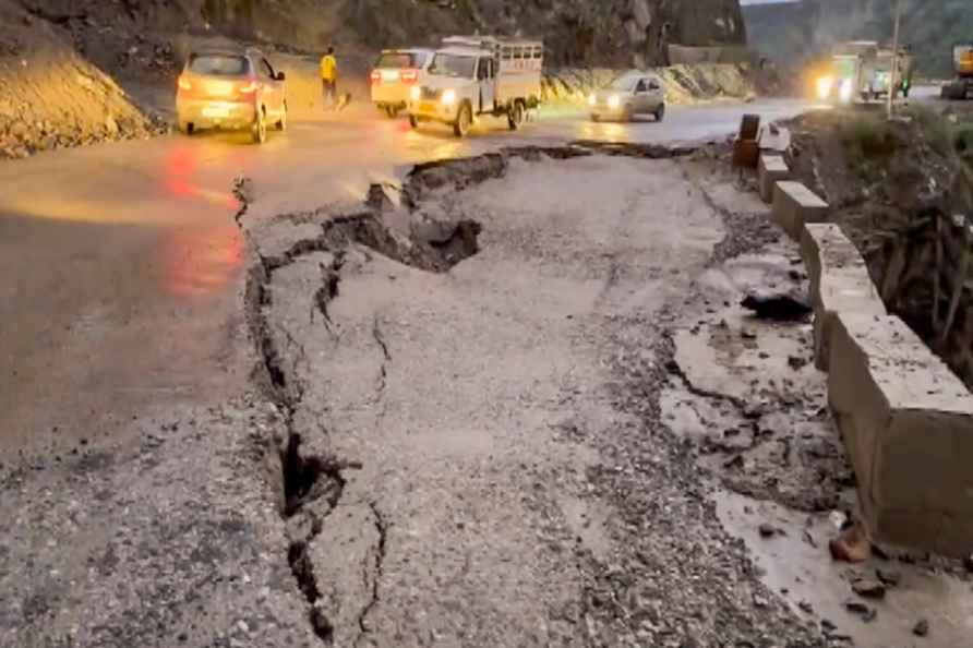 Portion of National Highway damaged in Mandi
