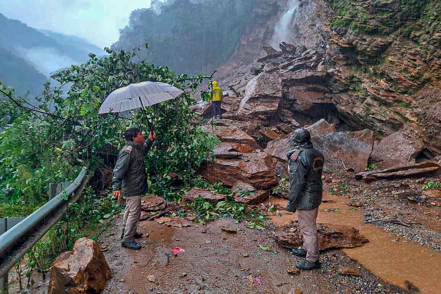 Rockslide in Rudraprayag