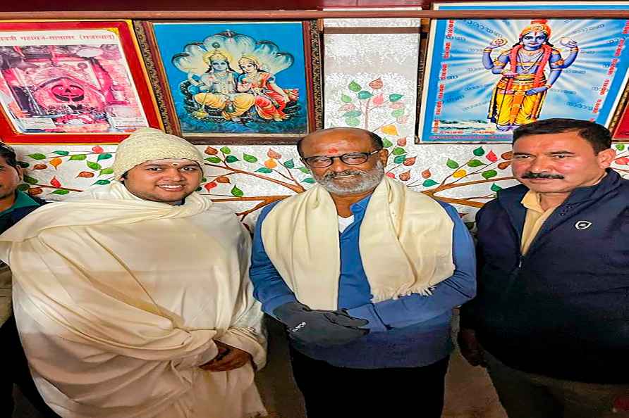 Rajinikanth at Badrinath temple