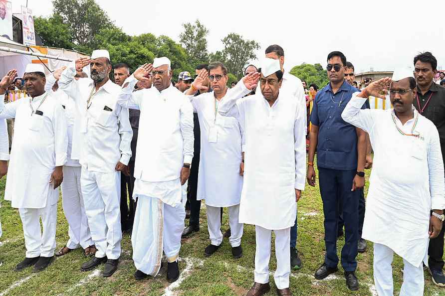 Mallikarjun Kharge in MP's Sagar