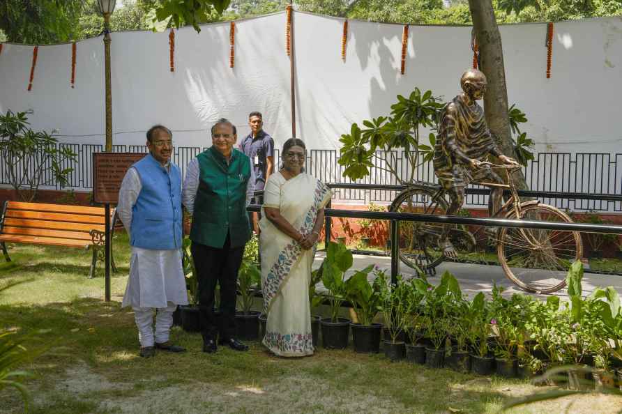 President Murmu inaugurates Gandhi Vatika