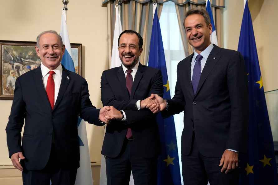 Nikos Christodoulides,Kyriakos Mitsotakis,Benjamin Netanyahu