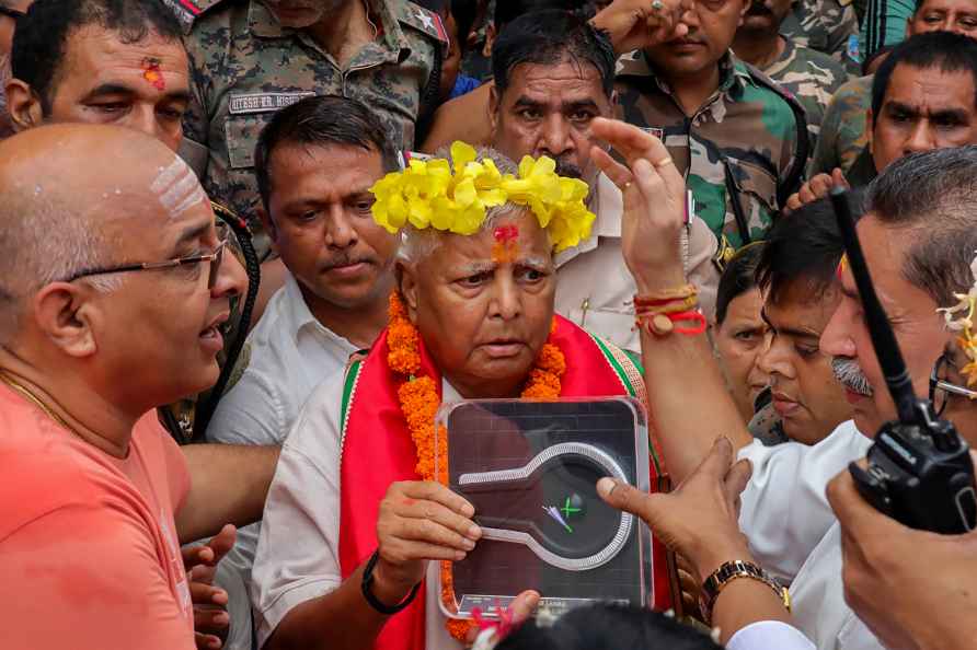 Lalu Prasad at Baba Baidyanath Dham