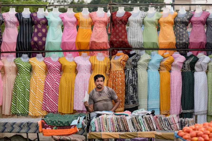 Standalone: Street vendor in Haridwar