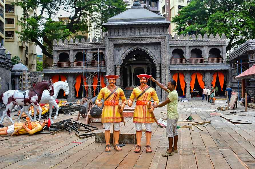 Preps for Ganesh Chaturthi in Mumbai