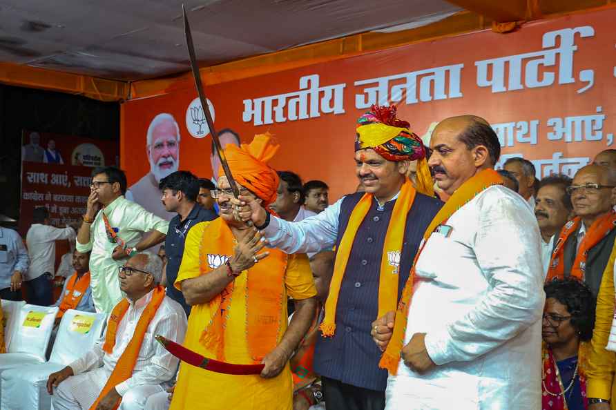 Devendra Fadnavis in Ajmer