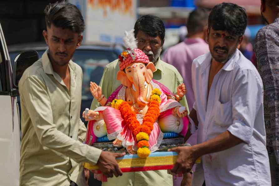 Ganesh Chaturti festival in Mumbai