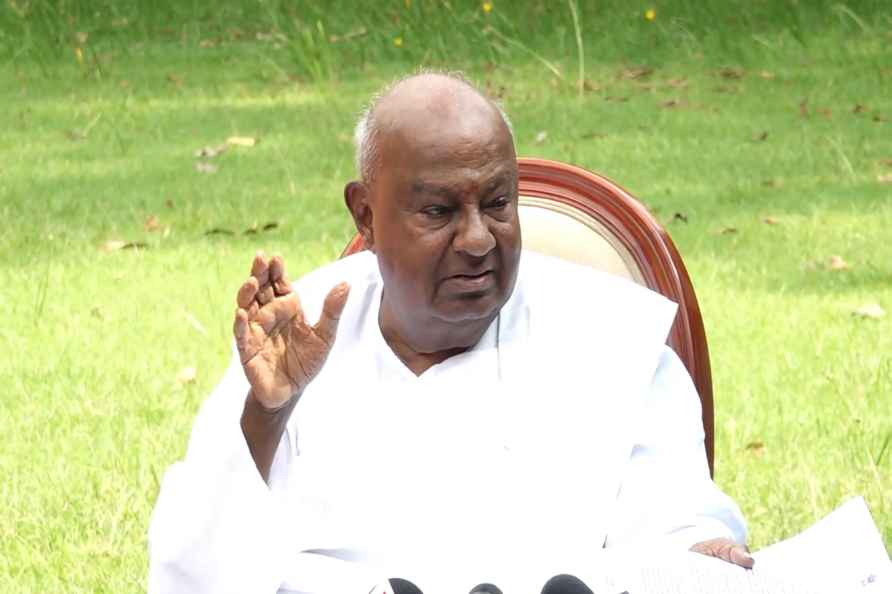 HD Devegowda addresses press