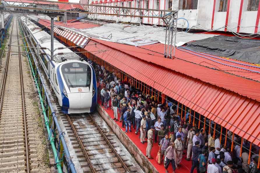 Patna-Howrah Vande Bharata Express