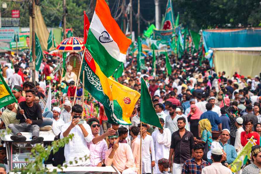 12th Rabi-al-Awwal procession in Lucknow