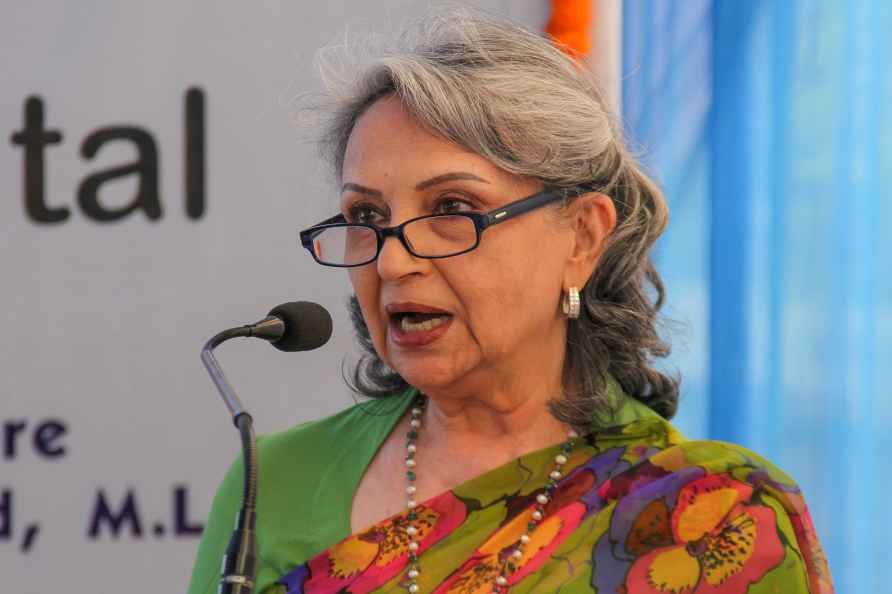 Gurugram: Veteran Bollywood actor Sharmila Tagore speaks during ...