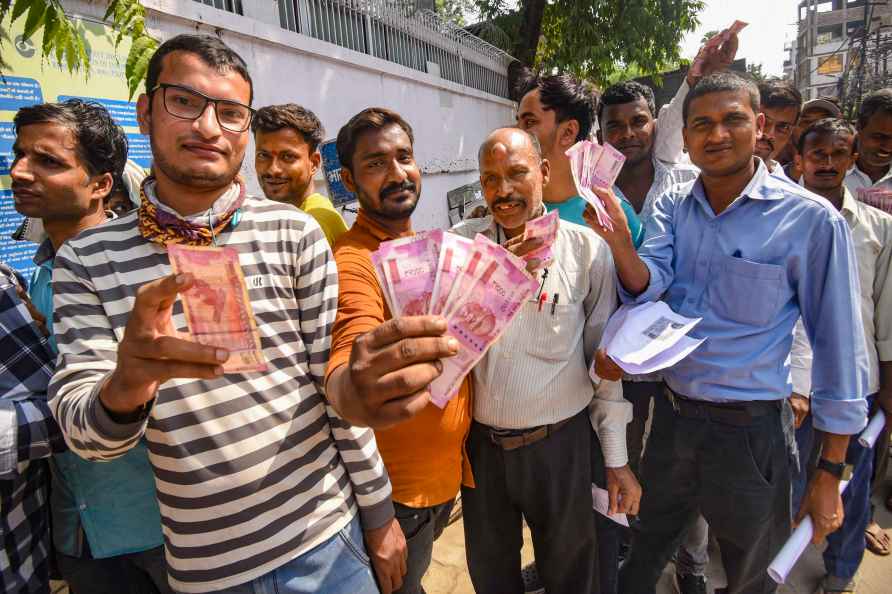 Exchange of Rs 2000 notes