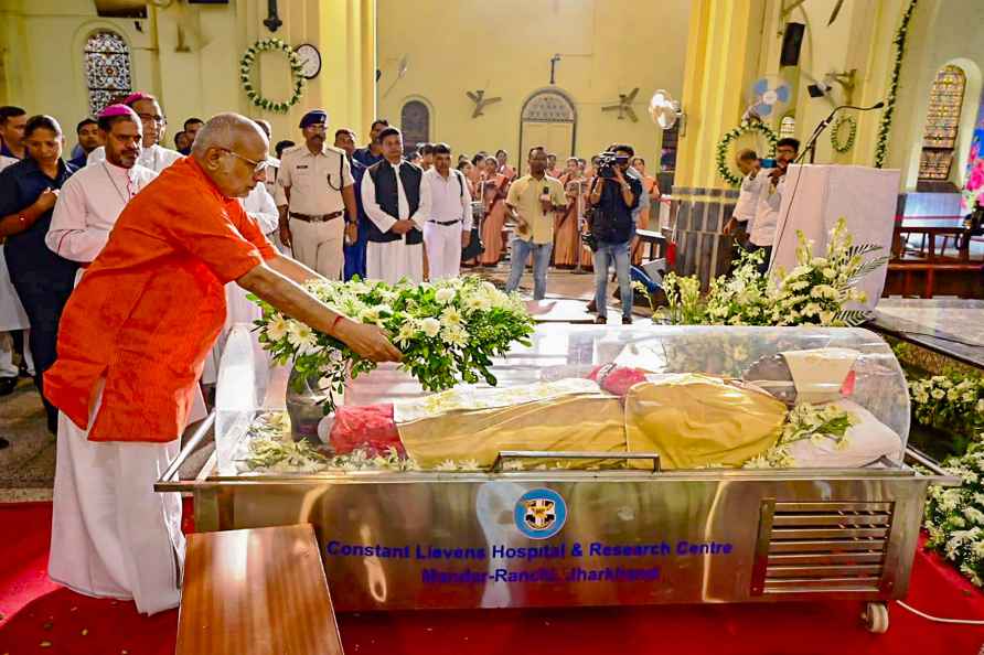 CP Radhakrishnan pays tribute to Cardinal Telesphore P Toppo