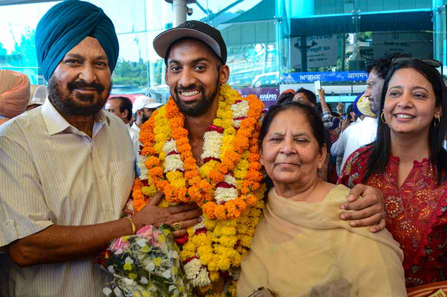 Hockey players arrive in Amritsar