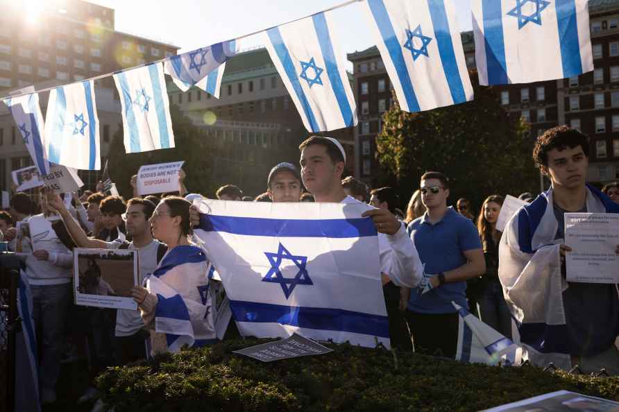 Pro-Israel demonstrators in New York