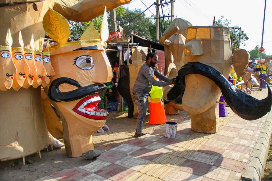 Preps for Dussehra festival in Gurugram