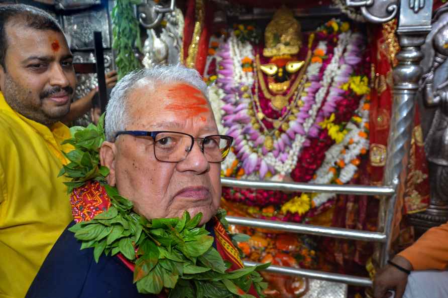 Kalraj Mishra at Vindhyavasini Temple