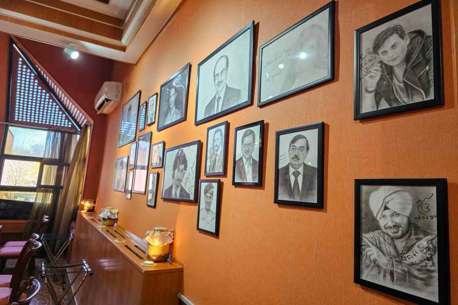 Restarant named after Raj Kapoor in Tashkent