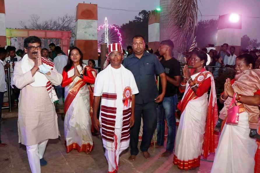 Hemant Soren at Murma Jatra Mela