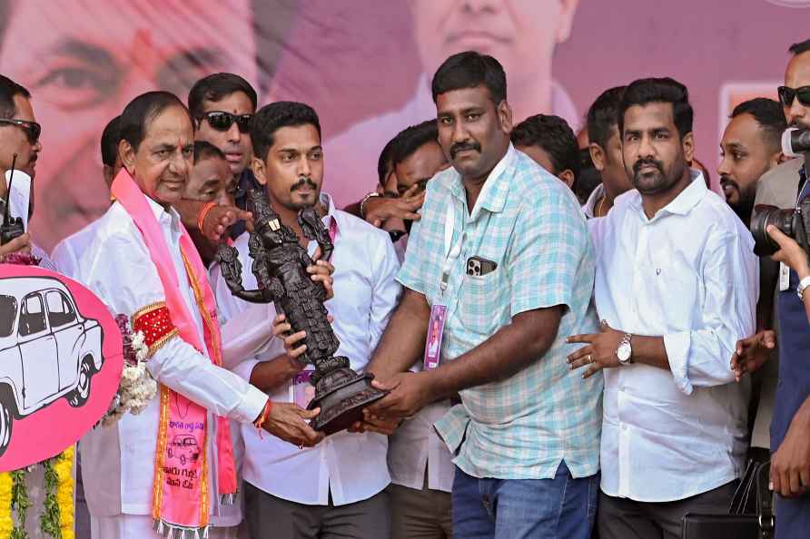 KCR at Praja Ashirvada Sabha in T'gana