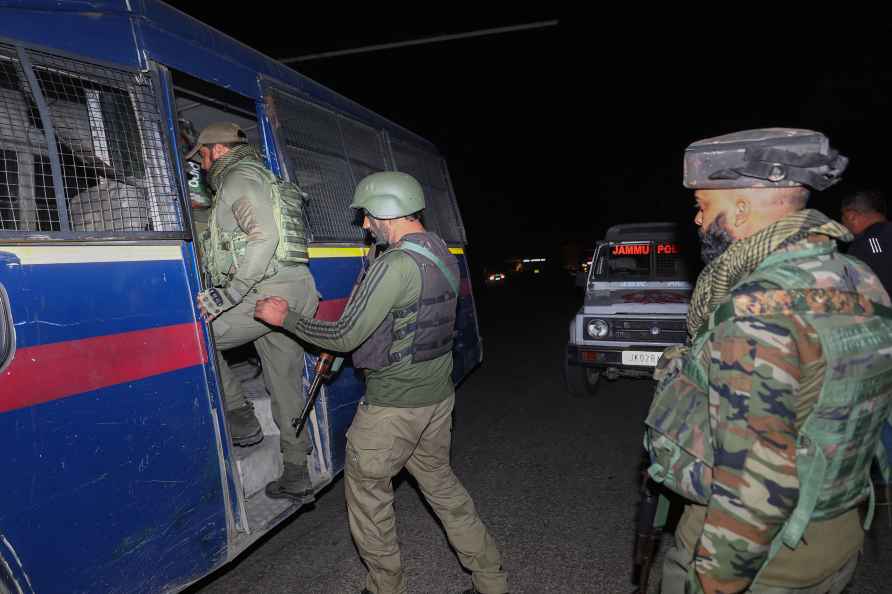 IED found along busy road in J&K