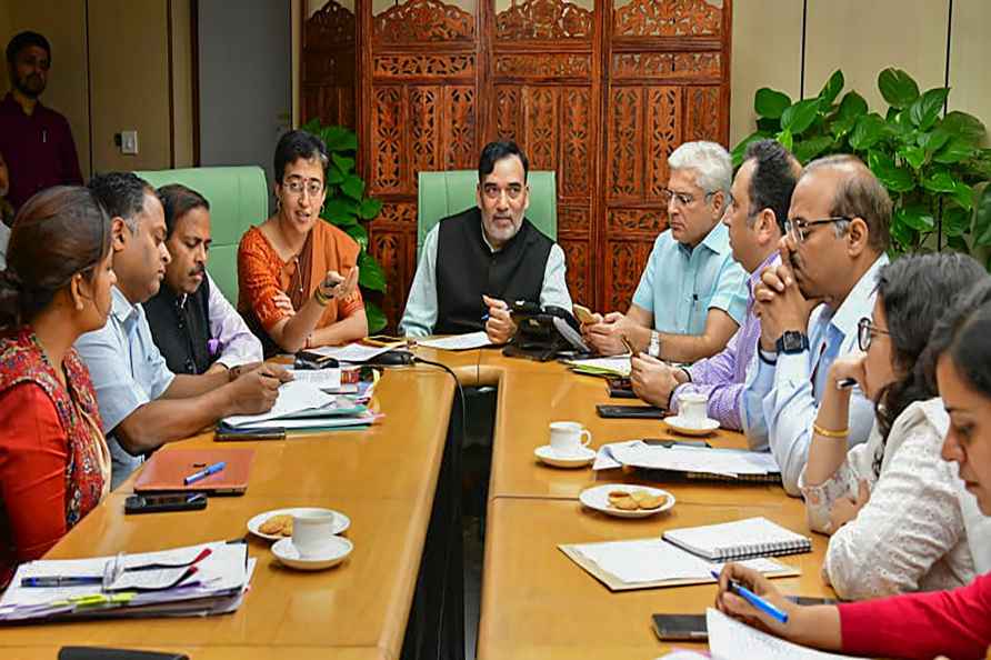 Gopal Rai chairs a meeting at Delhi Secretariat