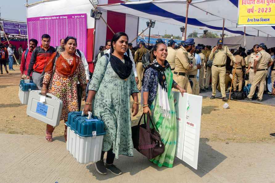 Polls preparations in Indore