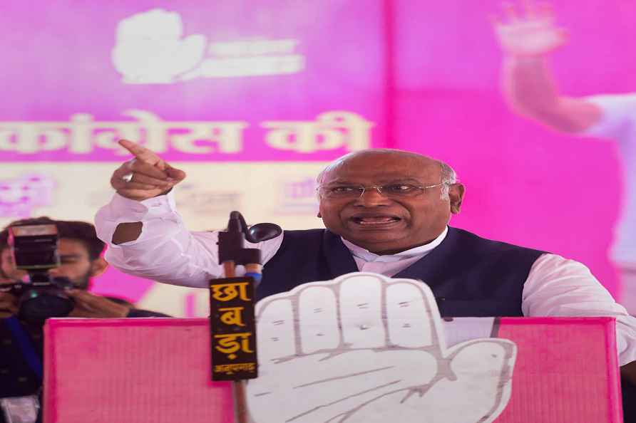 Anupgarh: Congress President Mallikarjun Kharge addresses a public...