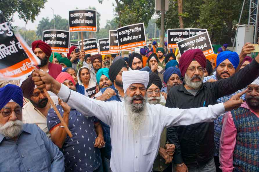 Sikhs protest over Kartarpur Sahib issue
