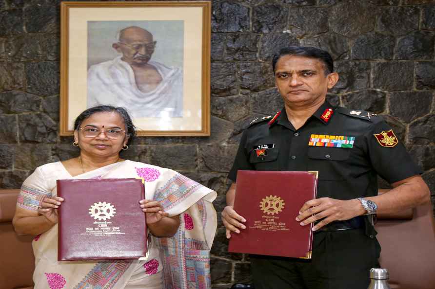 MoU between HQ IDS and CSIR in Delhi