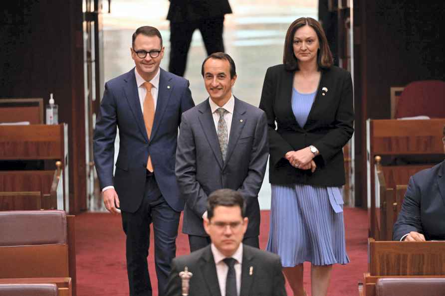 Dave Sharma sworn in as senator in Australia