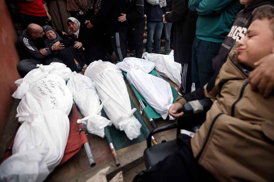 Palestinians mourn relatives killed in the Israeli bombardment