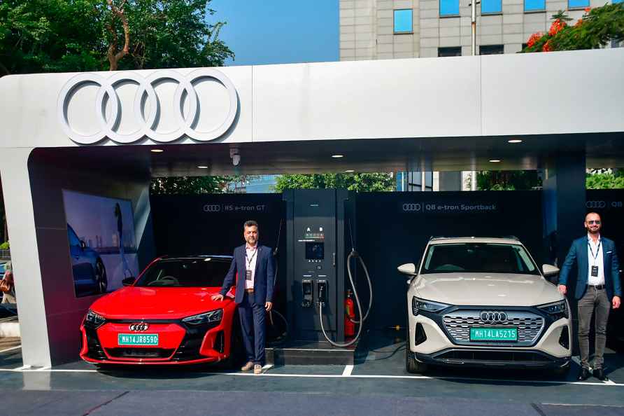 Audi sets up ultra-fast charging station