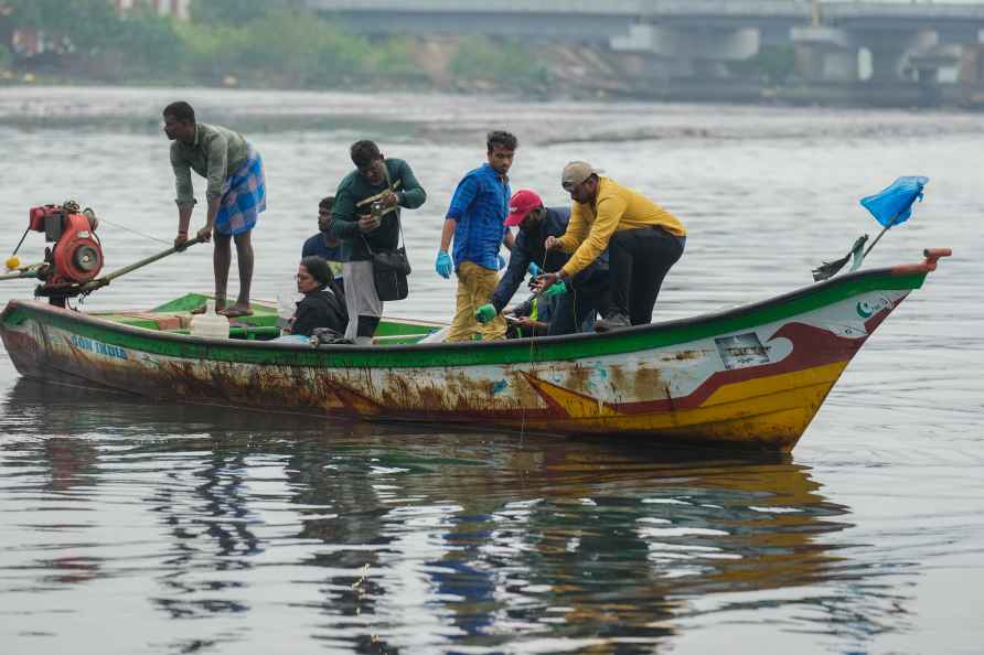 Oil spill in Tamil Nadu