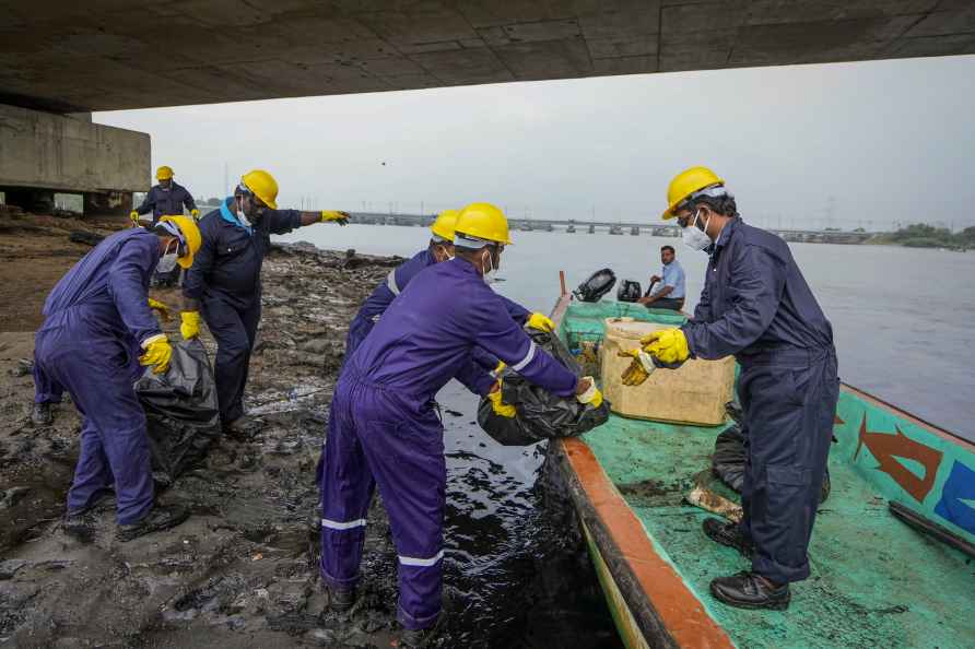 Oil spill in Chennai