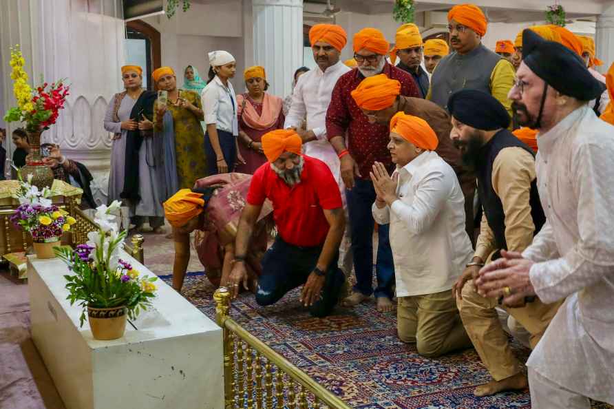 Bhupendra Patel visits Gurudwara Gobind Dham