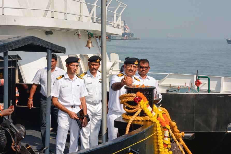 Barge LSAM 10 inducted inti Indian Navy