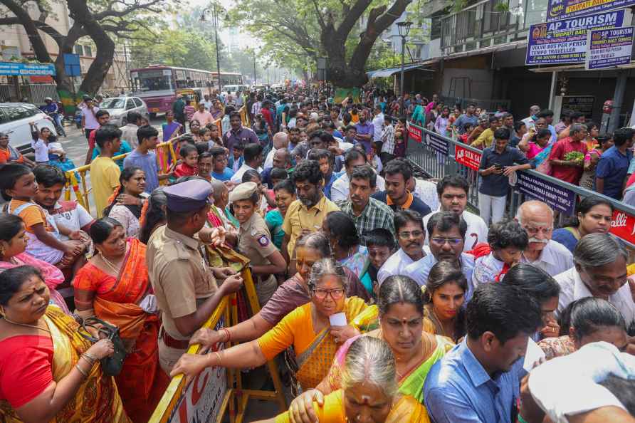 New Year 2024: Devotees at Tirupati Devasthanam