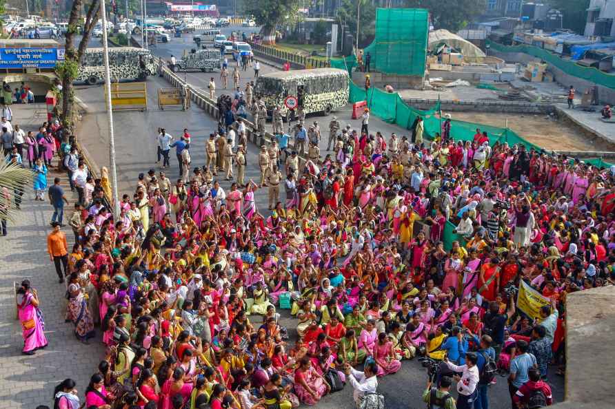 Anganwadi workers protest in Mumbai