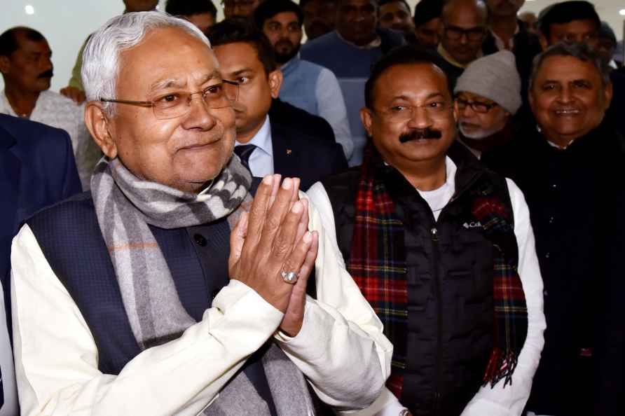 Nitish Kumar a vastly experienced leader, capable of becoming PM: Congress leader