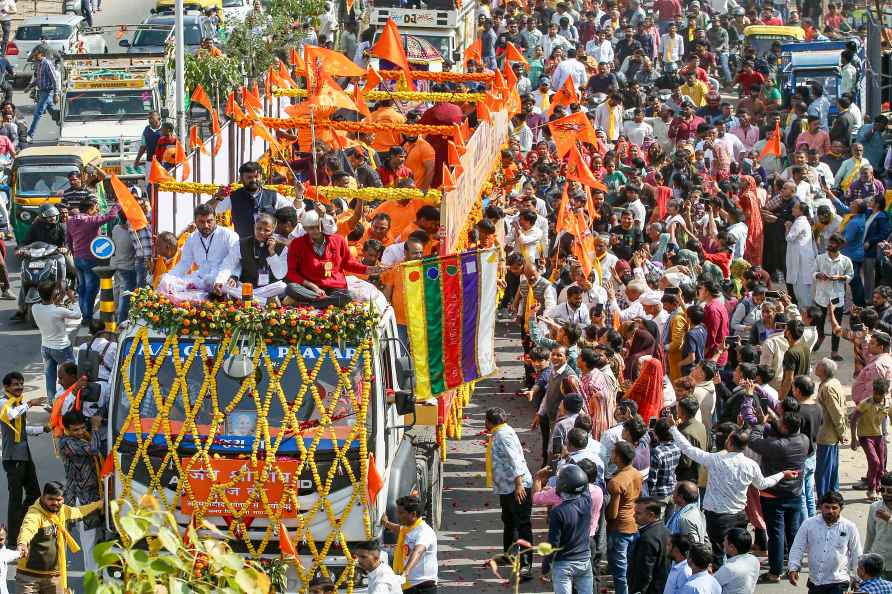 Flag pole being transported to Ayodhya