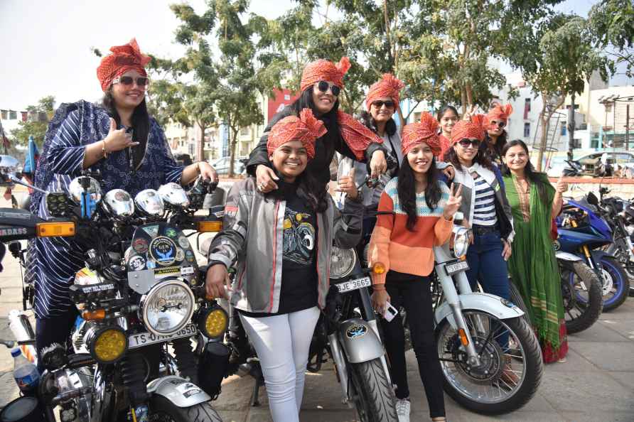 Hyderabad: Gujaratis participate in the Gujarati Gaurav Yatra at...