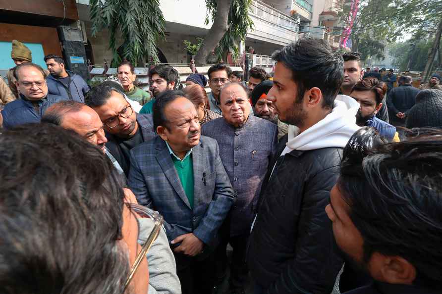 New Delhi: BJP MP Harsh Vardhan meets family members of victims ...