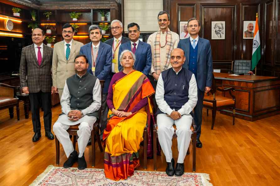 Interim Budget 2024: Sitharaman with her team