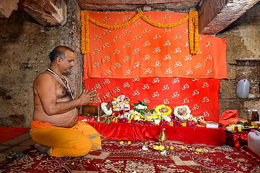 Prayers offered at Gyanvapi mosque in Varanasi