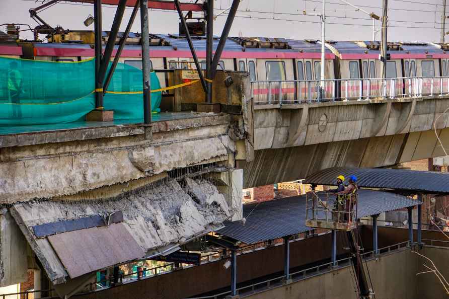 Slab collapse at Gokulpuri Metro Station